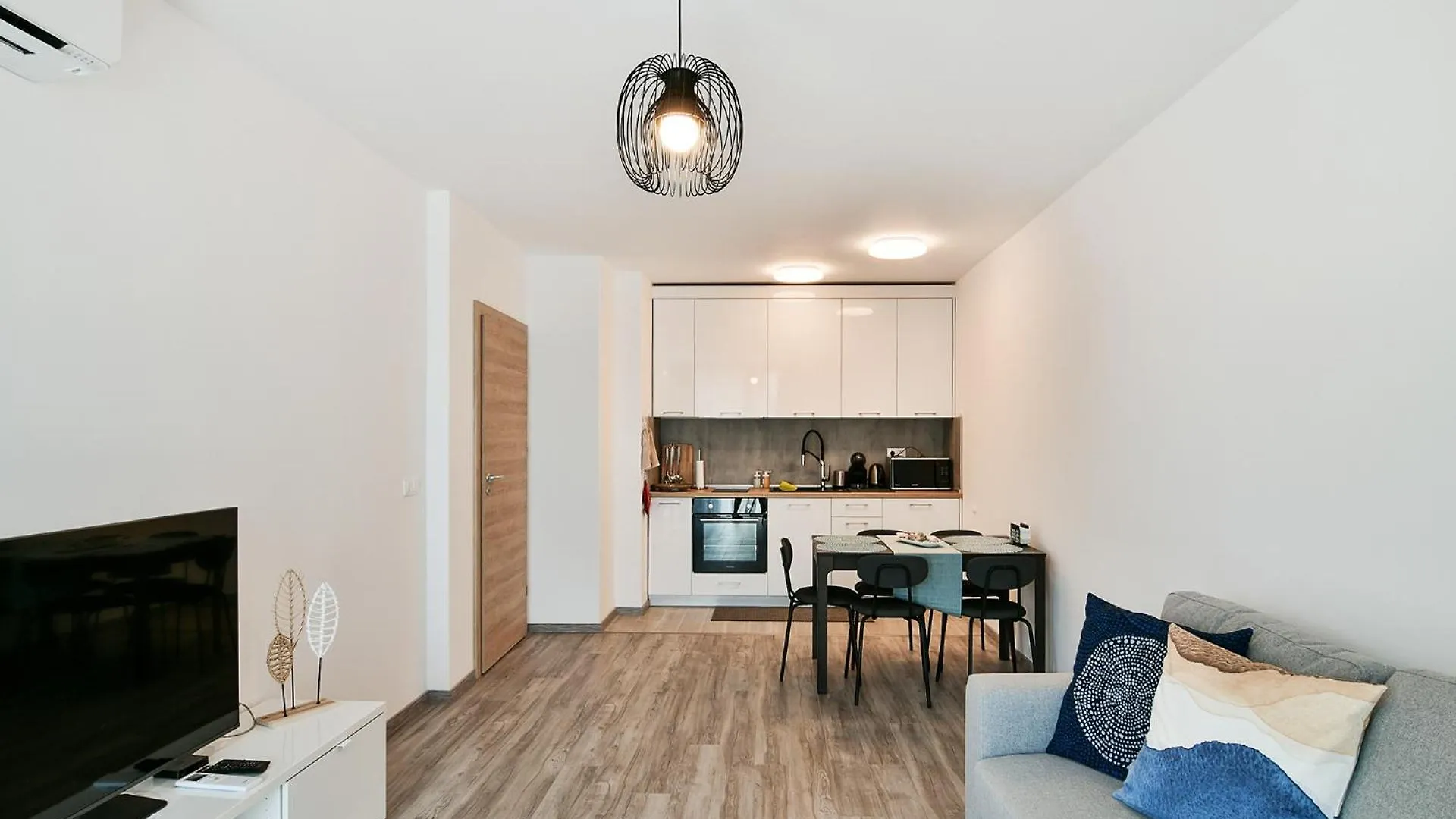 Free Parking Flats With Wifi And Pool Διαμέρισμα Βάρνα