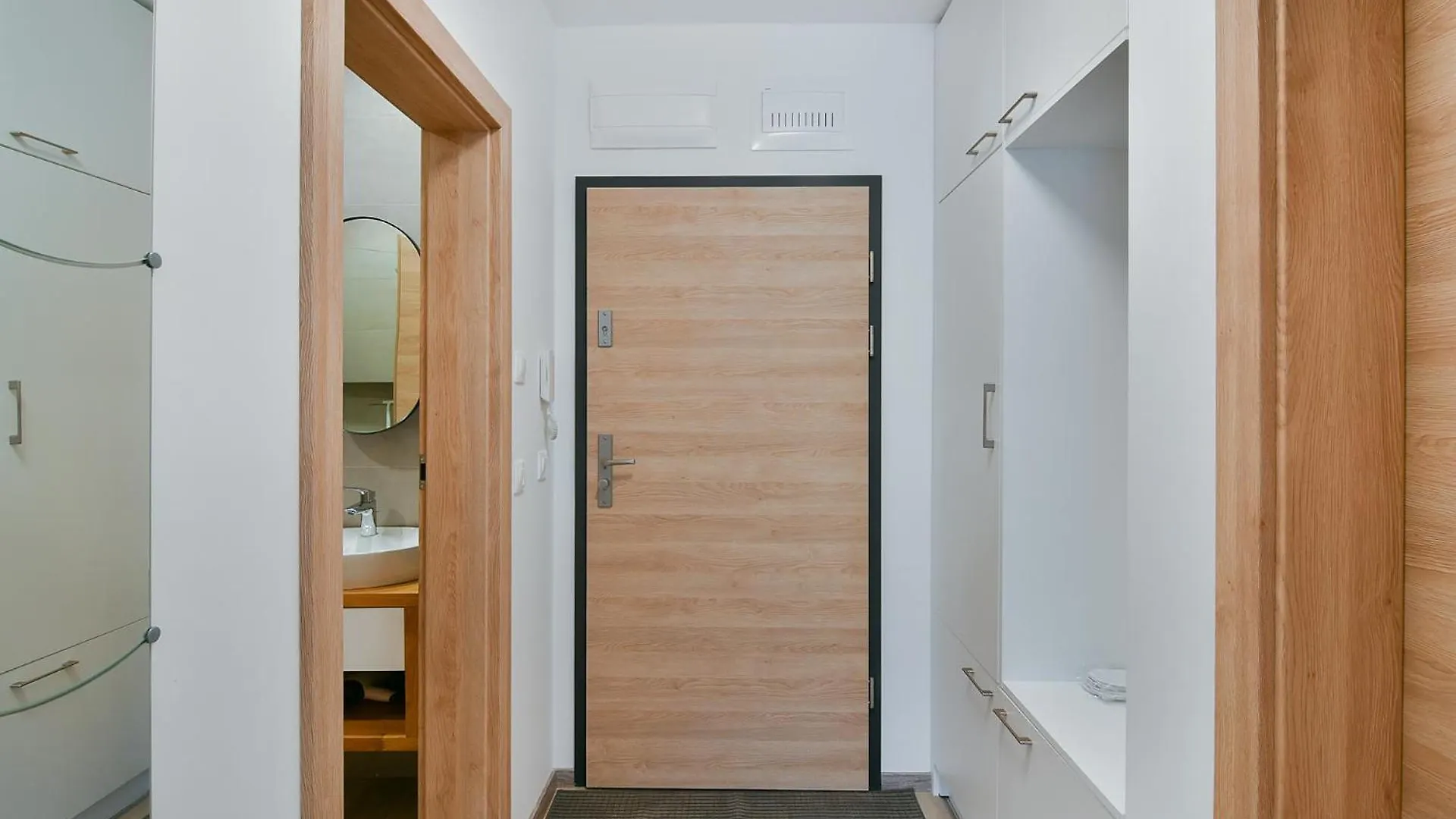 Free Parking Flats With Wifi And Pool Διαμέρισμα Βάρνα 0*,  Βουλγαρία